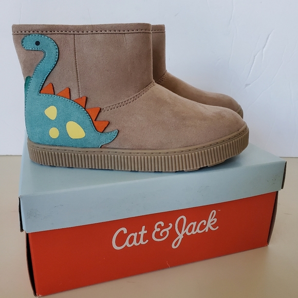 New in box CAT & JACK Dinosaur ankle boots - Picture 1 of 4